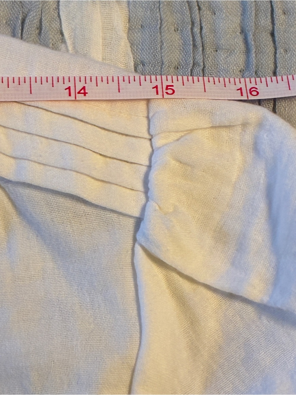 Elie Tahari White Short Sleeve Pintuck Ruffle Collar Button-Down cotton Shirt - Picture 11 of 11